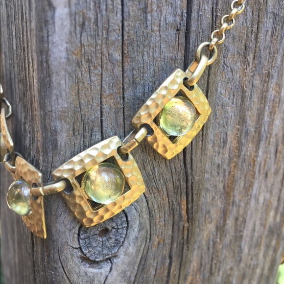 Vintage necklace and bracelet in green and gold flapper girl style - Picture 7 of 10